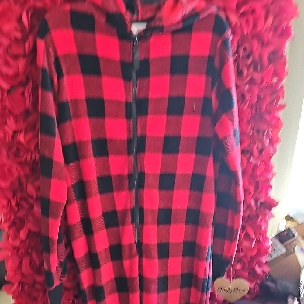 Totally Pink Women's NWT Buffalo Plaid Hooded Onesie With No Feet Size XLarge
